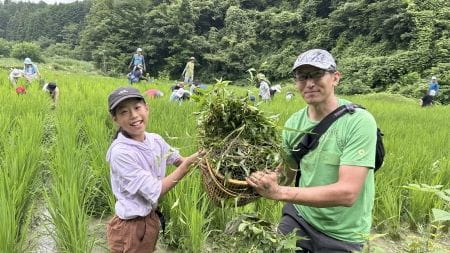 親子で力を合わせて草取りした結果