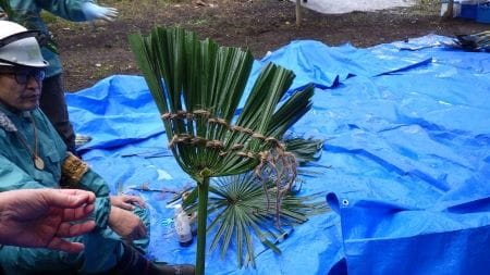 ハエタタキの完成