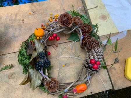 完成したクリスマスリース