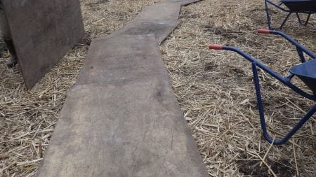 コンパネを並べて順路完成