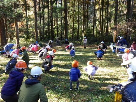 市街地にある自然を探索！【2024年12月7日実施 / 八王子館町緑地保全地域 / 自然観察 / 古木処理 / 下草刈り / クリスマスリースづくり / 東京 / ボランティア】