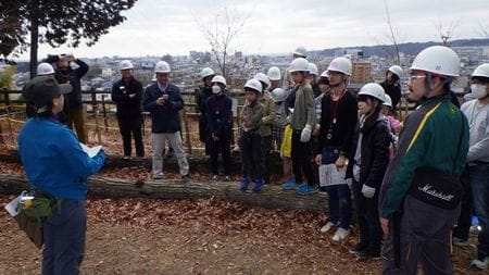 城跡で竹の伐採体験！歴史と自然に触れよう！【2024年2月18日実施 / 勝沼城跡歴史環境保全地域 / 自然観察 / 竹伐採 / ササ刈り / 竹を使ったクラフト / ヒノキの玉切り体験 / 東京ボランティア】