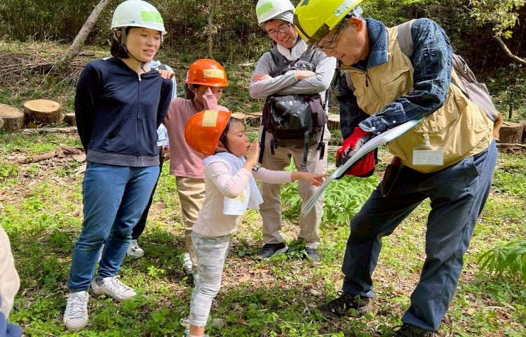 八王子の丘陵地で自然体験！～希少な植物を観察＆散策路を復元させよう～